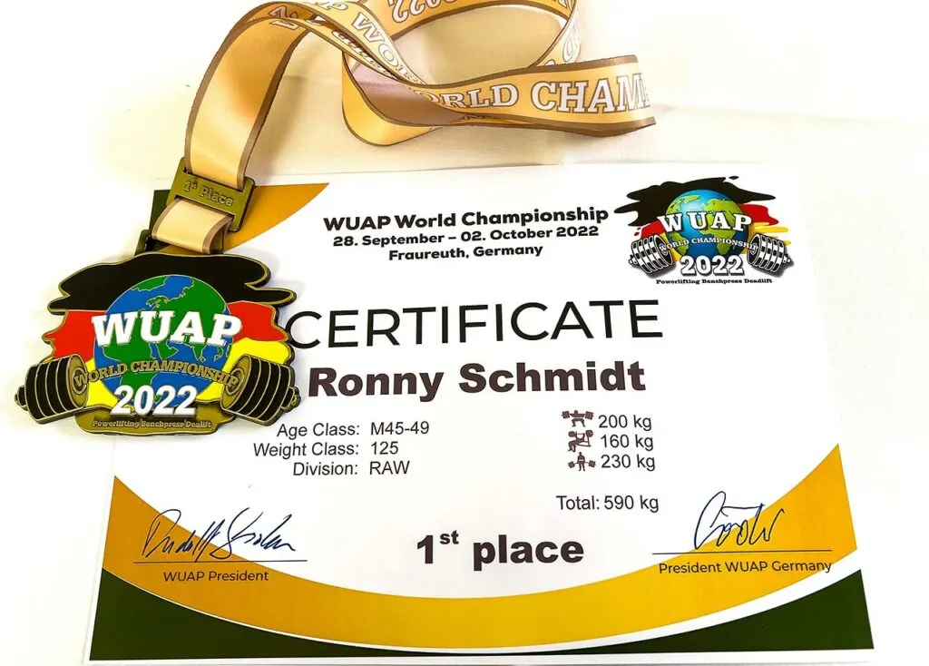 Gold bei der Weltmeisterschaft der WUAP im KDK für Ronny